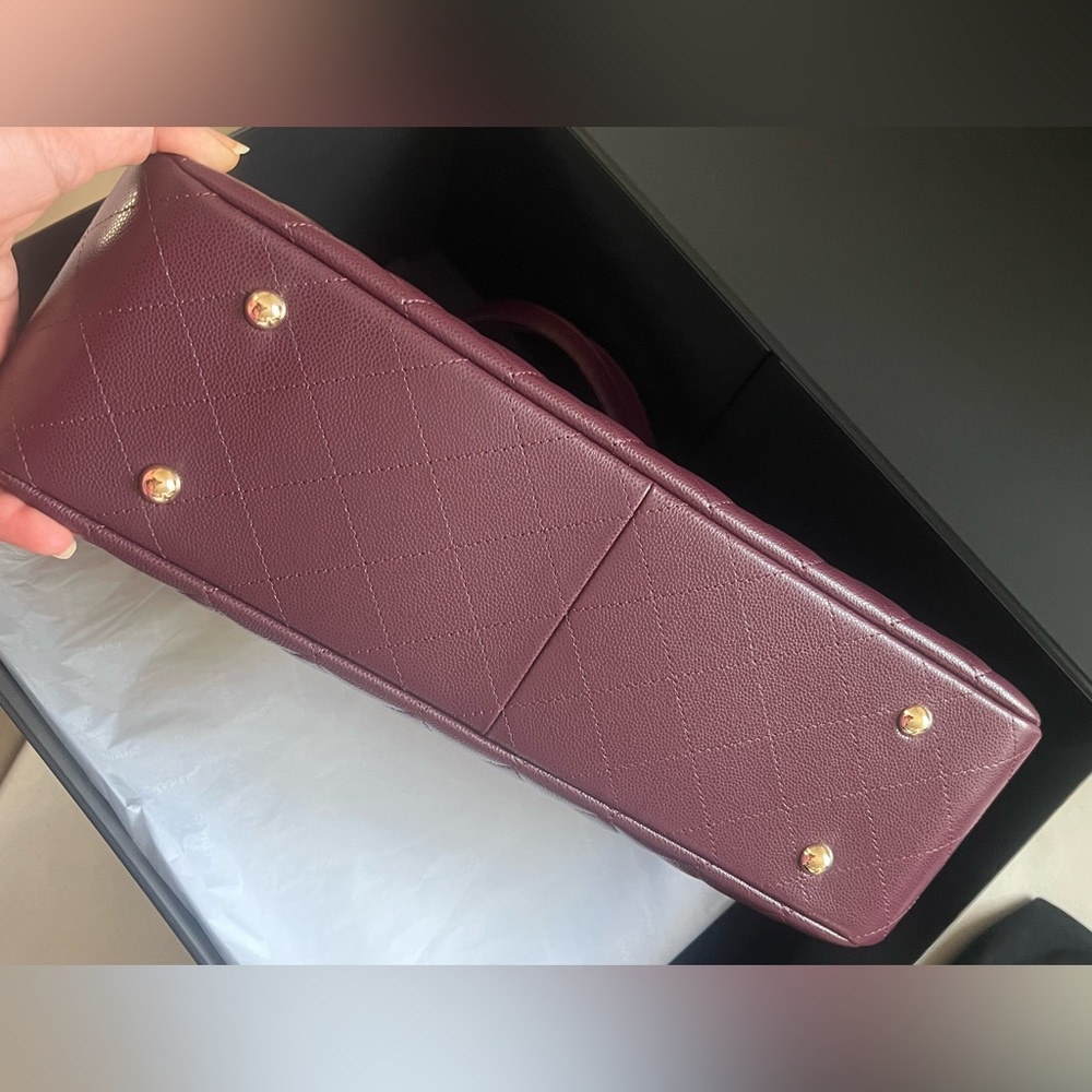 NEW🔥Chanel Classic CC Burgundy/ Dark Wine Color Caviar Large Tote Bag - Picture 8 of 15